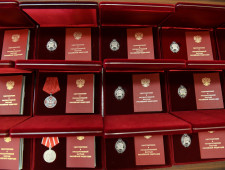 губернатор Алексей Островский вручил смолянам государственные награды - фото - 1