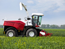 смоленские сельхозтоваропроизводители продолжают обновление парка спецтехники - фото - 1