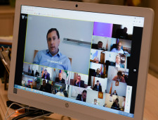 в администрации региона обсудили промежуточные итоги реализации национальных проектов «Демография» и «Здравоохранение» - фото - 1