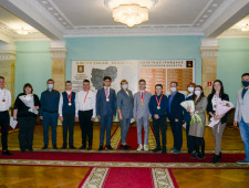 в Смоленской области чествовали призеров Финала IX Национального чемпионата «Молодые профессионалы» (WorldSkills Russia) - фото - 1