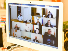 заседание Оперативного штаба по организации и проведению мероприятий по предупреждению завоза и распространения коронавирусной инфекции - фото - 1