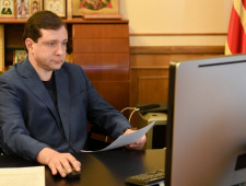 в Администрации области прошел Организационный штаб по рассмотрению вопросов улучшения инвестиционного и предпринимательского климата в Смоленской области - фото - 2