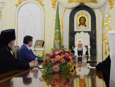 встреча Святейшего Патриарха Кирилла с Губернатором Алексеем Островским - фото - 1