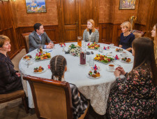 губернатор Алексей Островский встретился с победителями Всероссийского конкурса «Большая перемена» - фото - 1