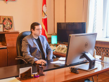 губернатор Алексей Островский провел заседание по готовности региона к паводкам, лесным пожарам - фото - 1