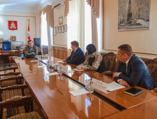 губернатор Алексей Островский провел совещание по результатам деятельности Корпорации инвестиционного развития Смоленской области за 2021 год - фото - 1