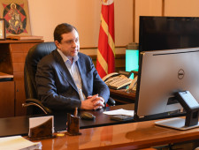 губернатор Алексей Островский провел совещание по готовности к проведению весенних полевых работ - фото - 1