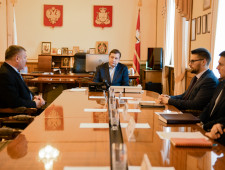 рабочая встреча Губернатора Алексея Островского с главой Починковского района - фото - 1