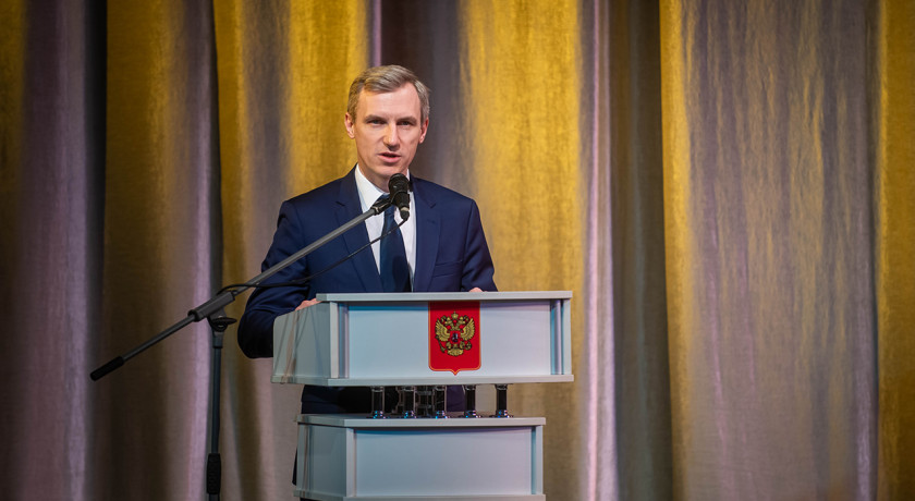 врио Губернатора Василий Анохин поздравил работников культуры с профессиональным праздником - фото - 1
